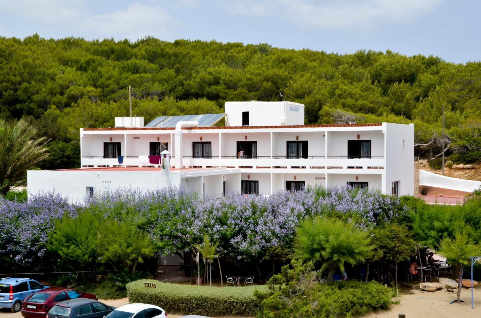 Hostal Alocs Es Figueral Exterior photo