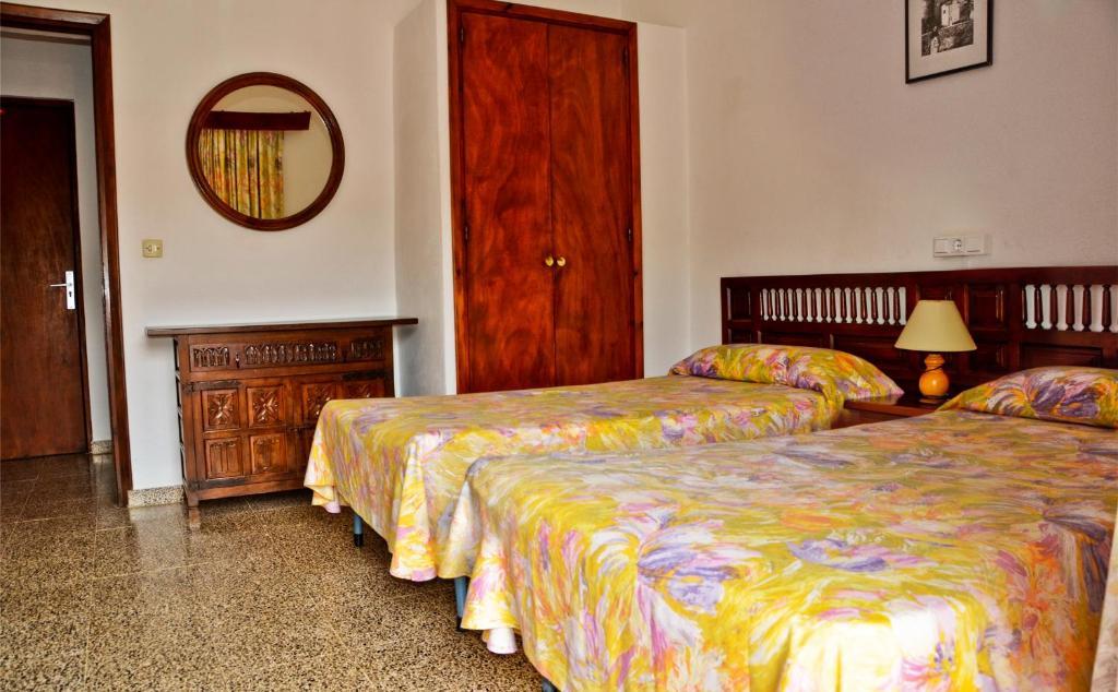 Hostal Alocs Es Figueral Room photo